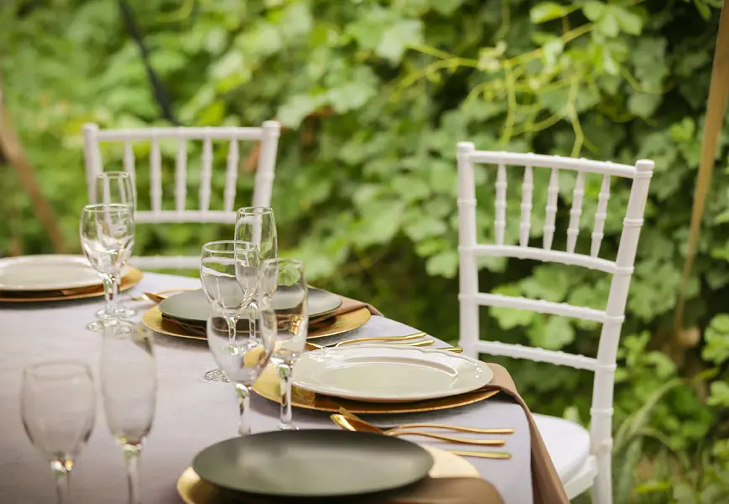 Under The Vines dining venue at Droombos Estate